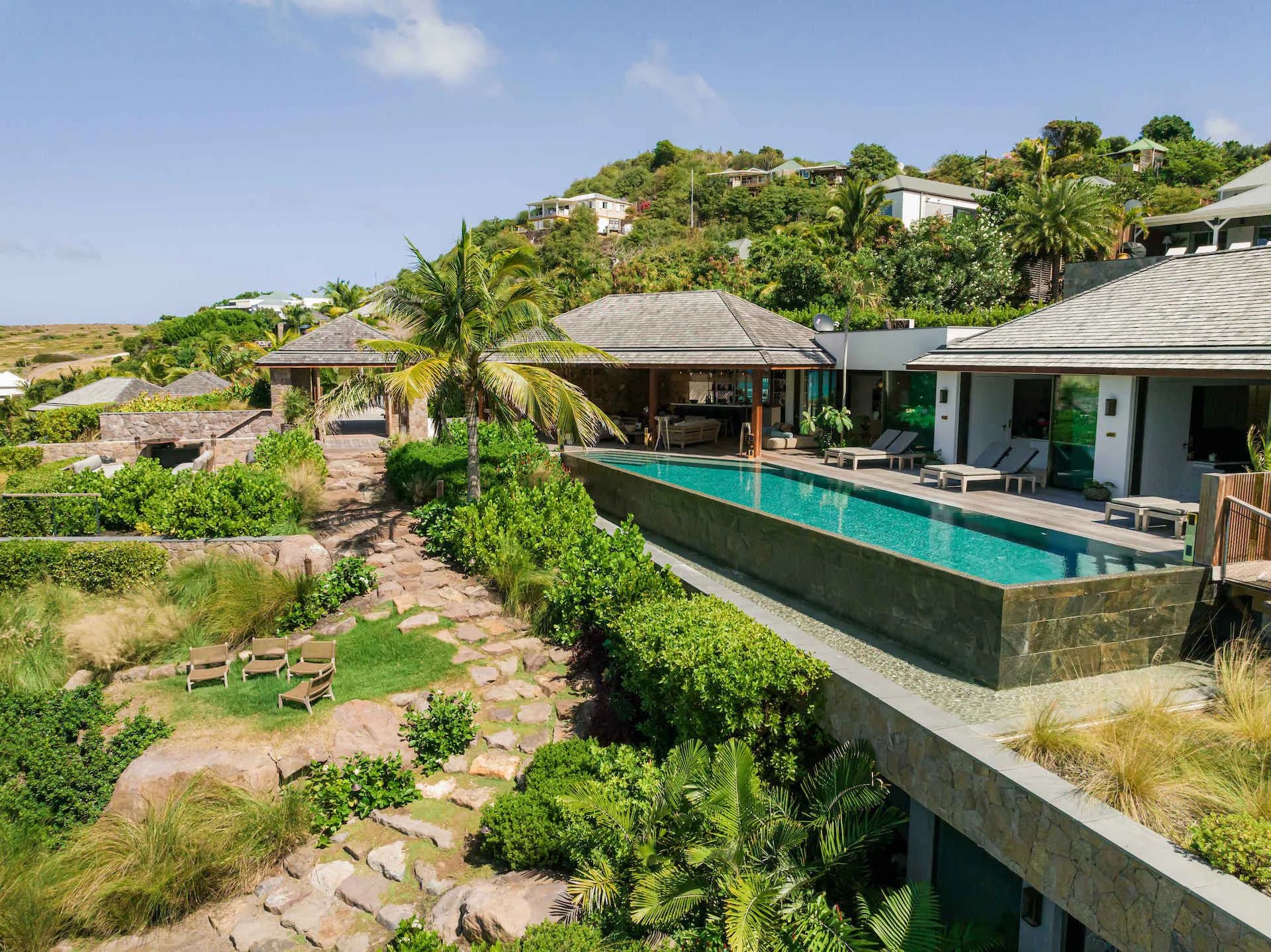 Villa Quartz